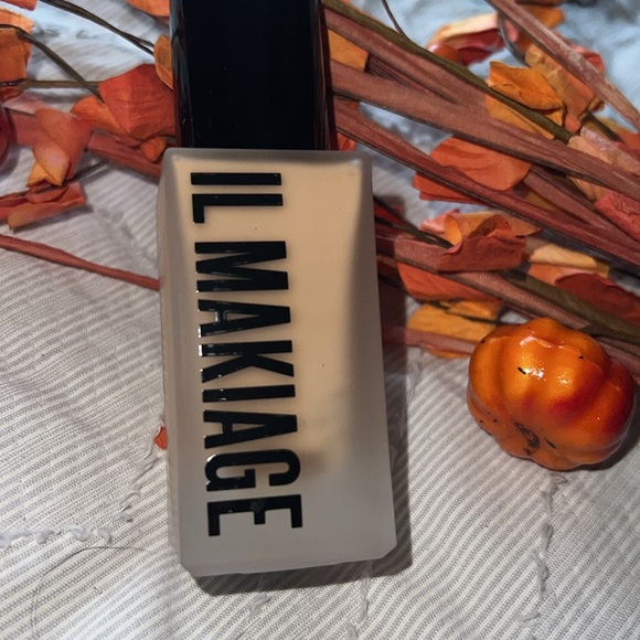 IL makiage foundation - Picture 4 of 5